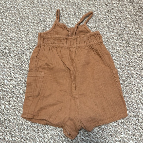 Brown gauzy romper - Picture 2 of 2